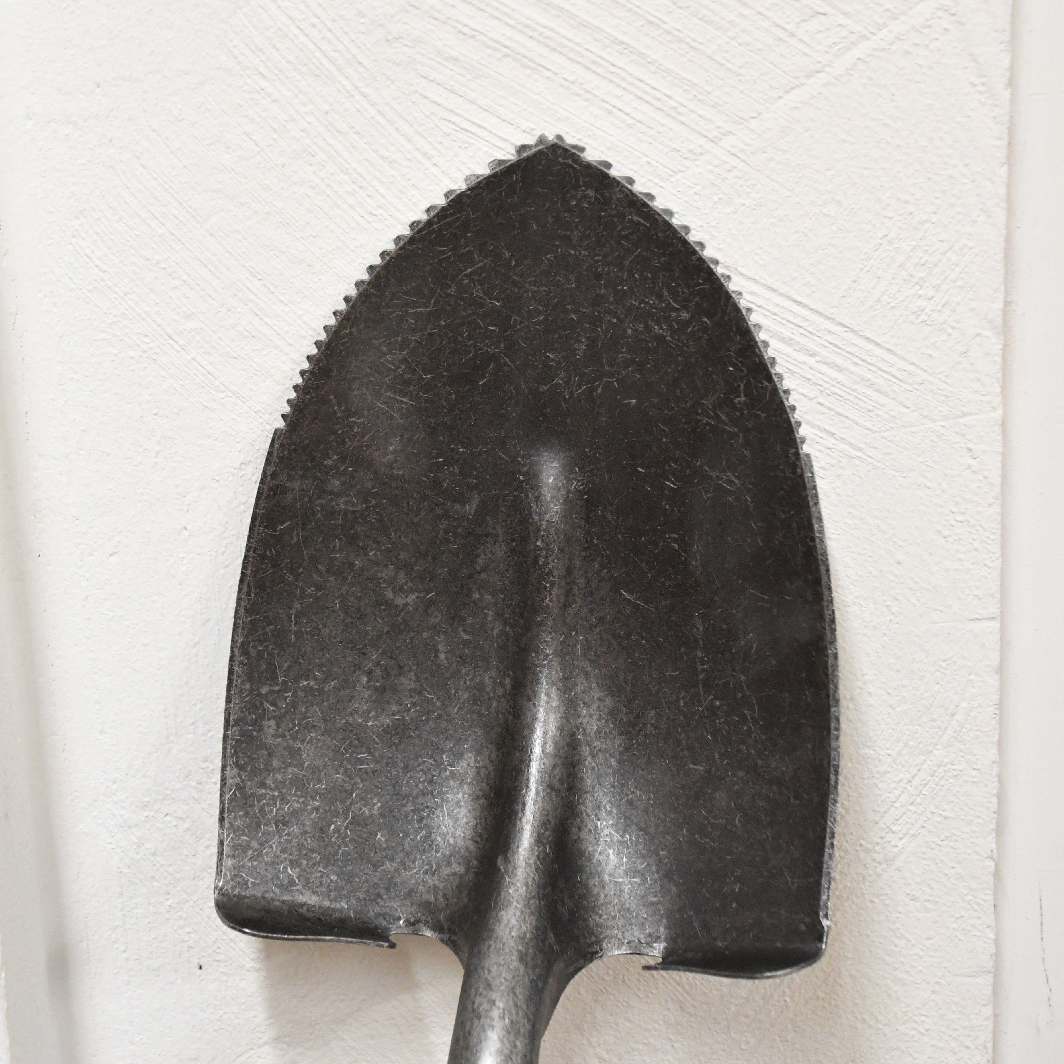 Spatenschaufel (SHARK) mit Eschen-T-Stiel (90 cm)